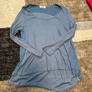 Kye Mi boutique-style waffle and jersey scoop neck top, blue, size M NEW